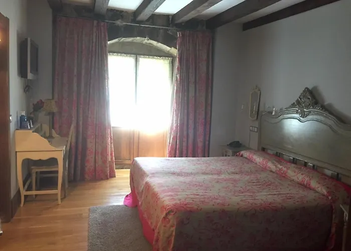 Posada Real Torre Berrueza